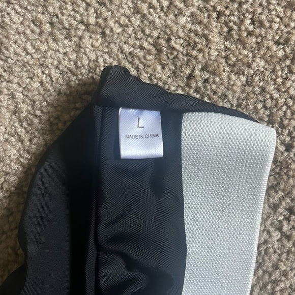 boohoo black and silver bikini bottoms - Picture 6 of 6